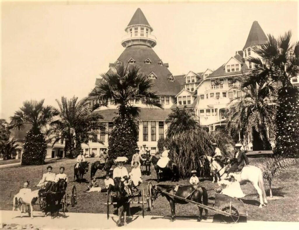 The Grande Colonial